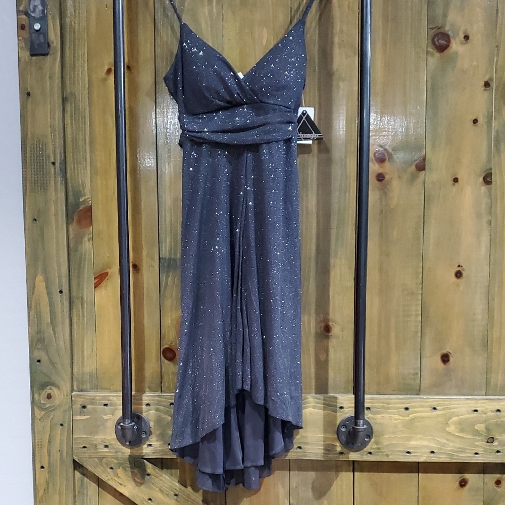 Elegant Gray Sleeveless Dress